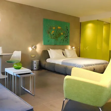 101 Adrianou Aparthotel Athens